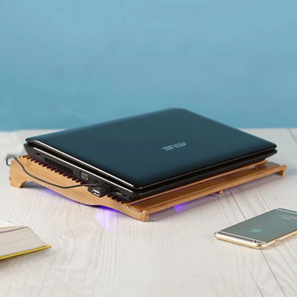 Bambusový chladicí ventilátor stojan pro notebooky